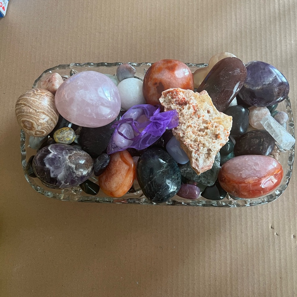 Huge crystal lot